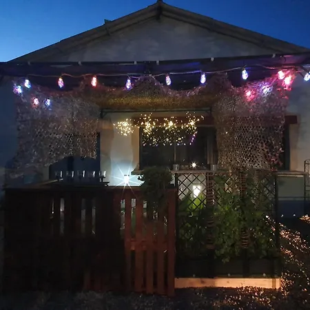 Insinuances Love hotel *