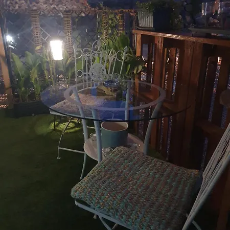 Love hotel Insinuances *